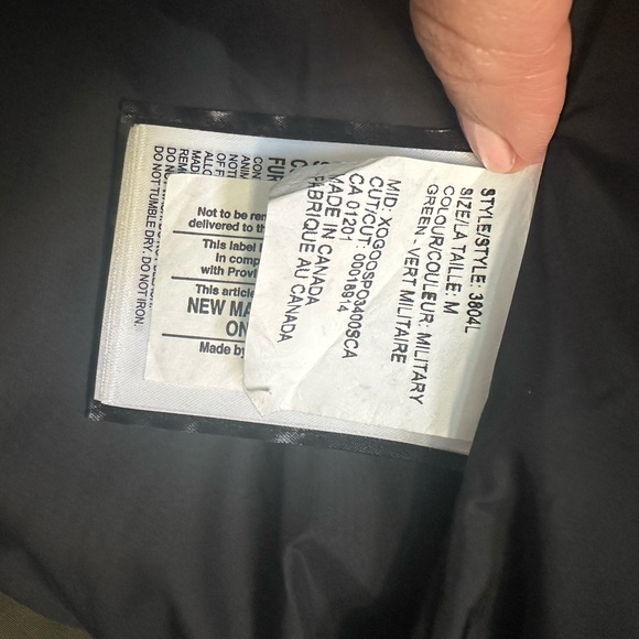 Canada Goose Chelsea Women’s Parka - Medium - Picture 8 of 8